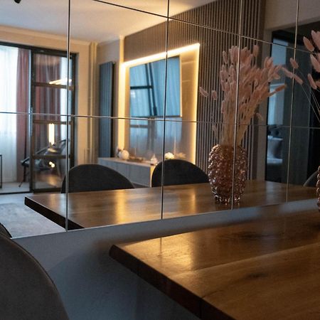 Cosy 2 Rooms Apartment In The Center Of The City بوخارست المظهر الخارجي الصورة