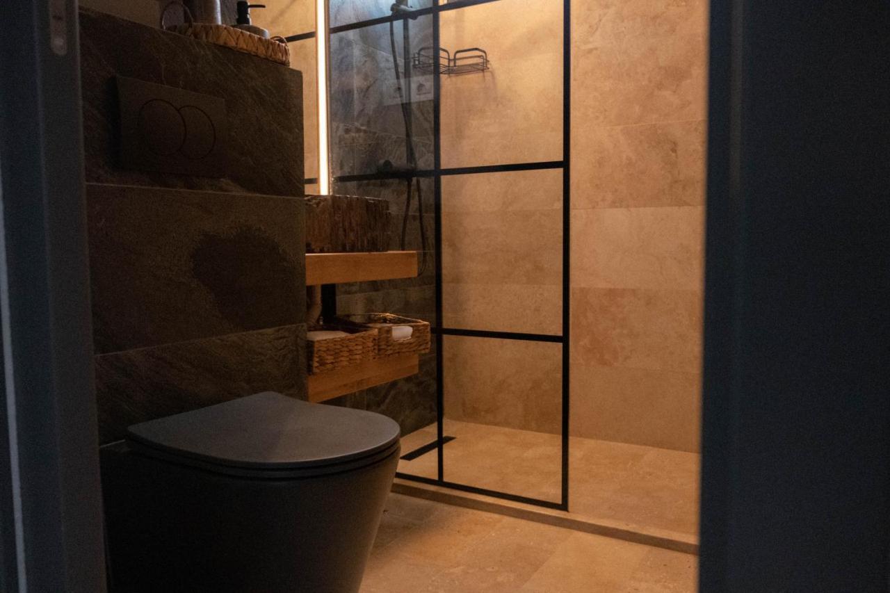 Cosy 2 Rooms Apartment In The Center Of The City بوخارست المظهر الخارجي الصورة