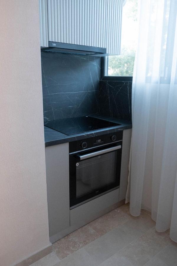 Cosy 2 Rooms Apartment In The Center Of The City بوخارست المظهر الخارجي الصورة