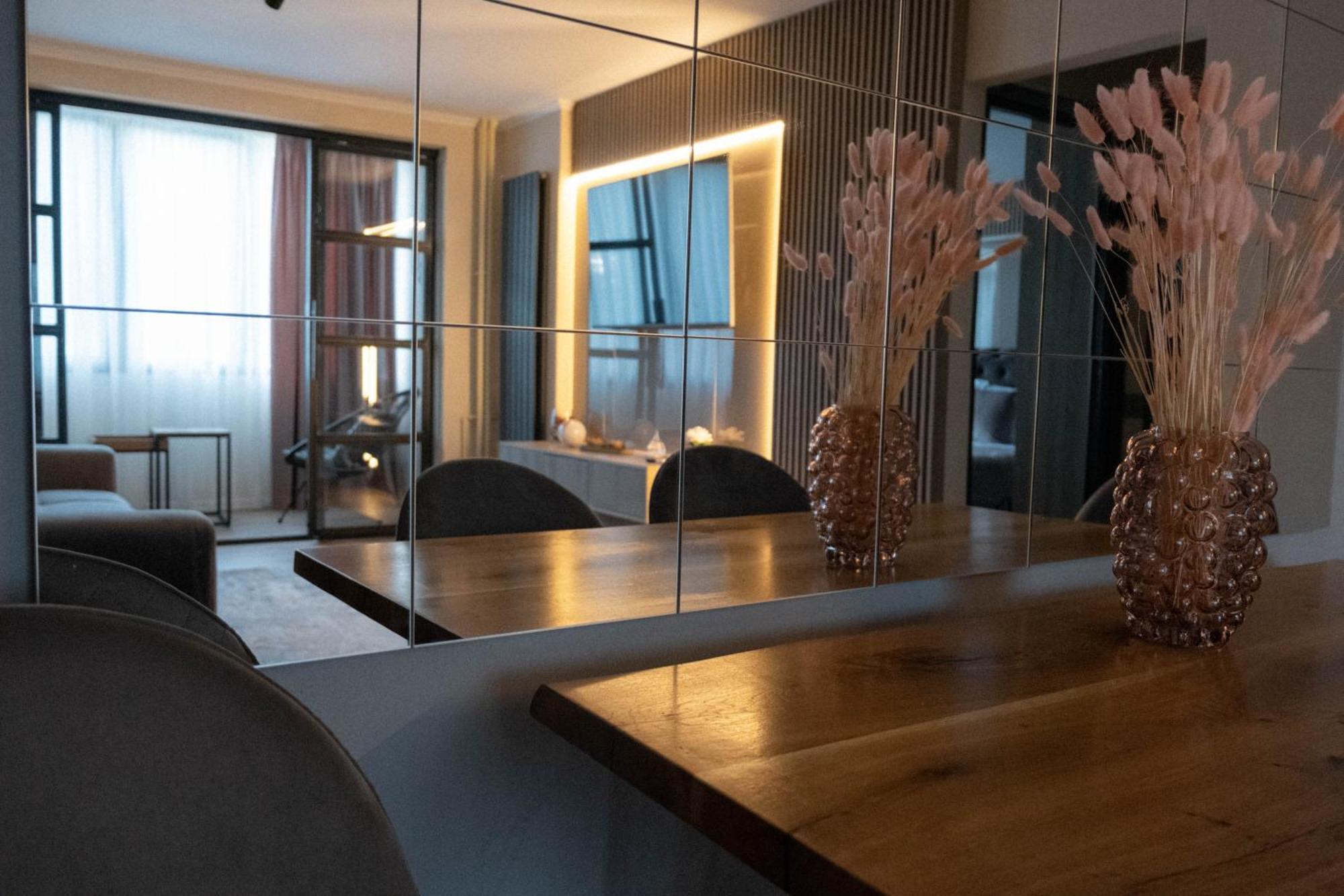Cosy 2 Rooms Apartment In The Center Of The City بوخارست المظهر الخارجي الصورة