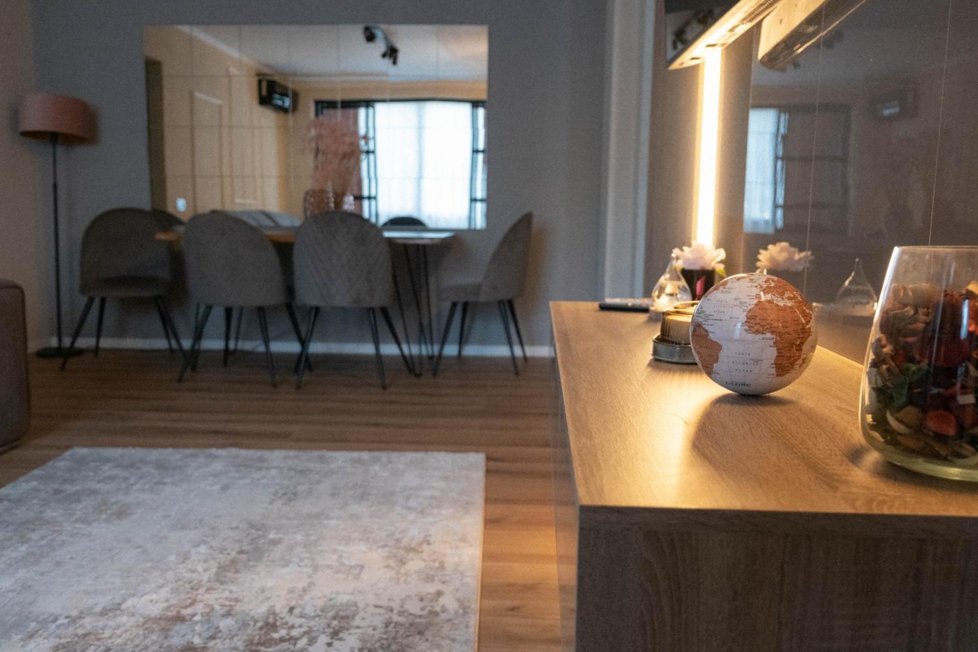 Cosy 2 Rooms Apartment In The Center Of The City بوخارست المظهر الخارجي الصورة